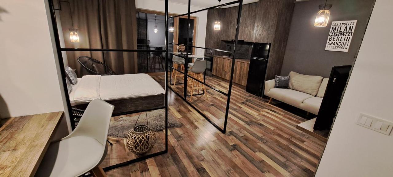 The World Apartament II เตอร์กู-มูเรช ภายนอก รูปภาพ